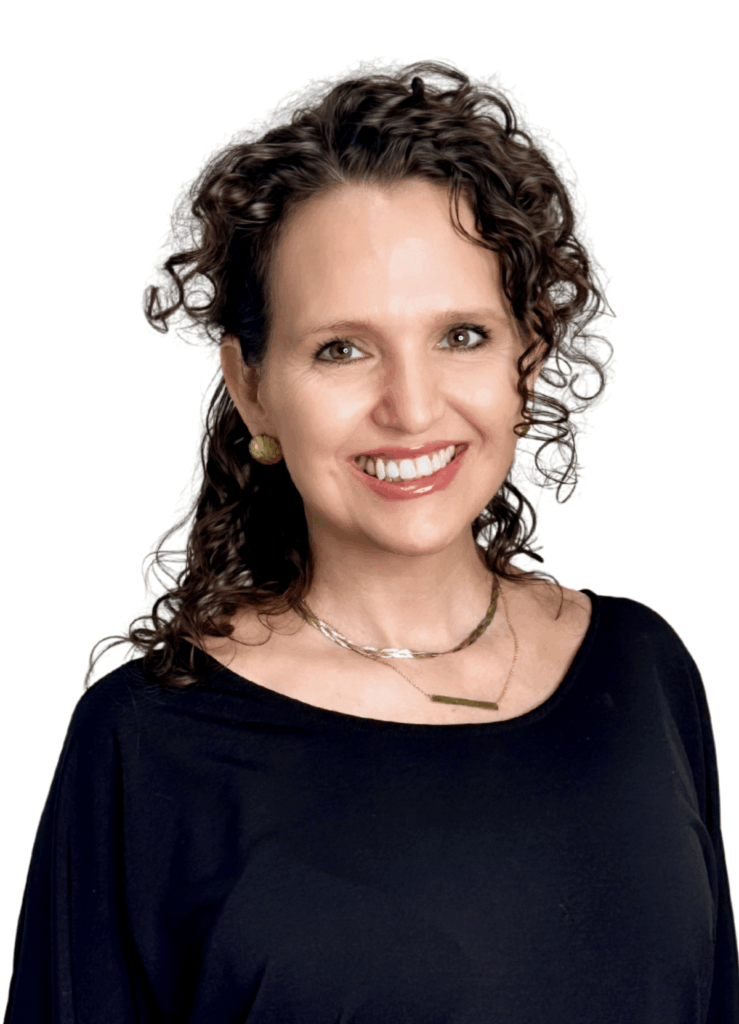 Leilani Osborne, Pending Coordinator at CENTURY 21 ProLink, smiling in a professional headshot.